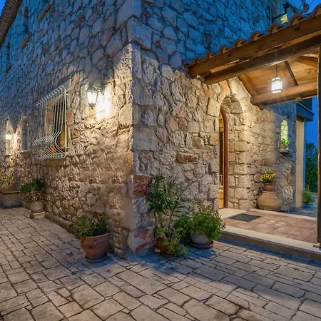 Myrties Stone - Arekia Apartment *