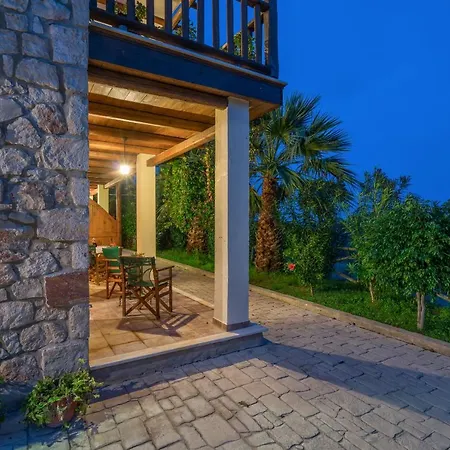 Myrties Stone - Arekia Apartment